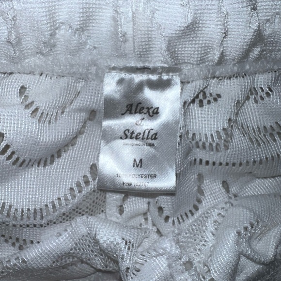 Size medium Alexa & Stella swim suit cover up lace pants. - Picture 3 of 3